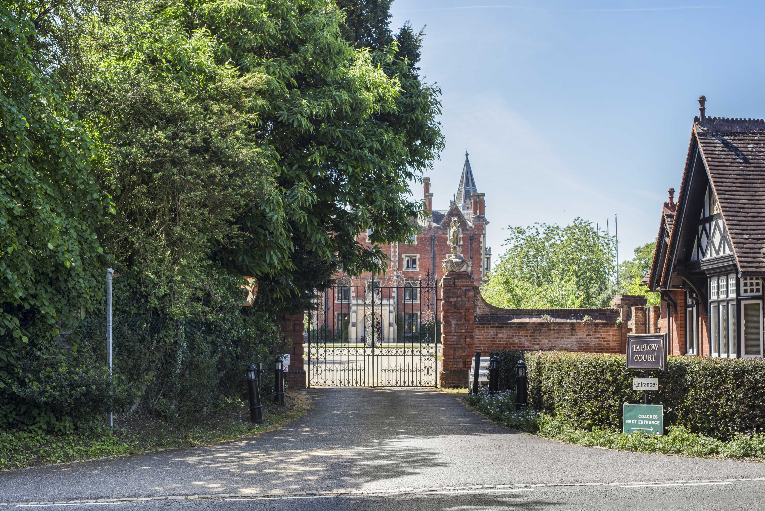 taplow court entrance
