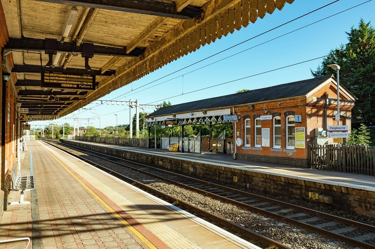 pangbourne train station