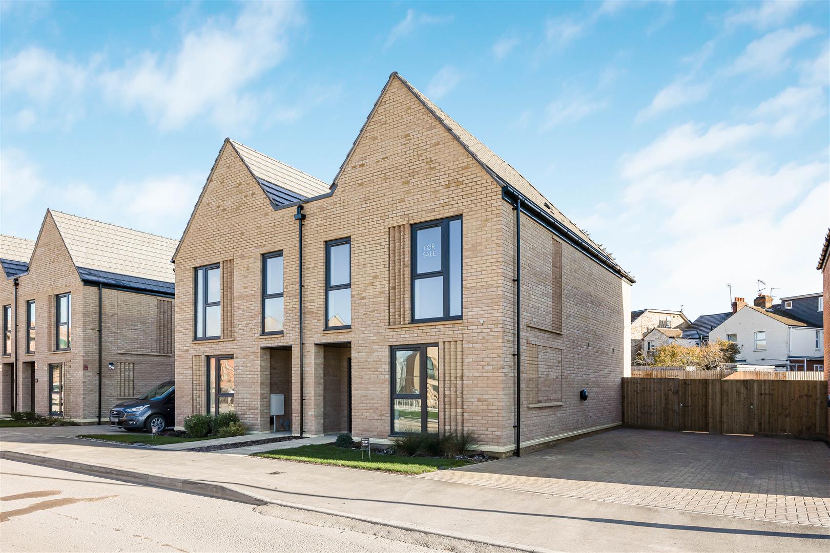The Tyne at Montem Square, Montem Lane, Slough, SL1 2QG