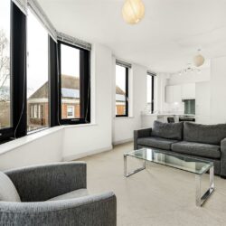 Thumbnail Image 4