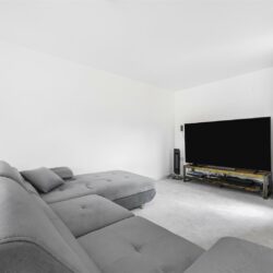 Thumbnail Image 8