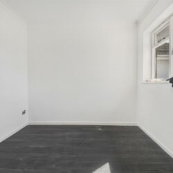 Thumbnail Image 3
