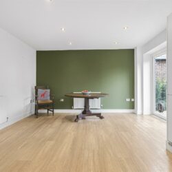 Thumbnail Image 9